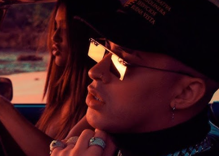 makna-lagu-amorfoda-bad-bunny