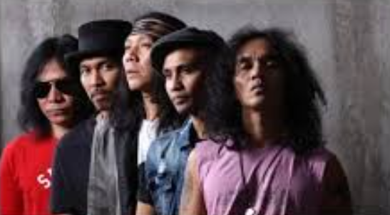 makna-lagu-jauh-slank