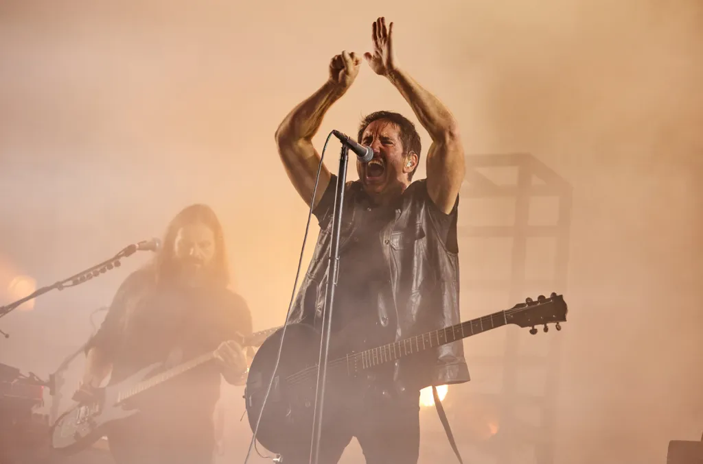 Band Rock Nine Inch Nails Selesaikan Tur Dunia Maret 2026